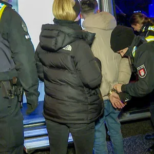 Drogentaxi auf St. Pauli gestoppt – Fahrer festgenommen