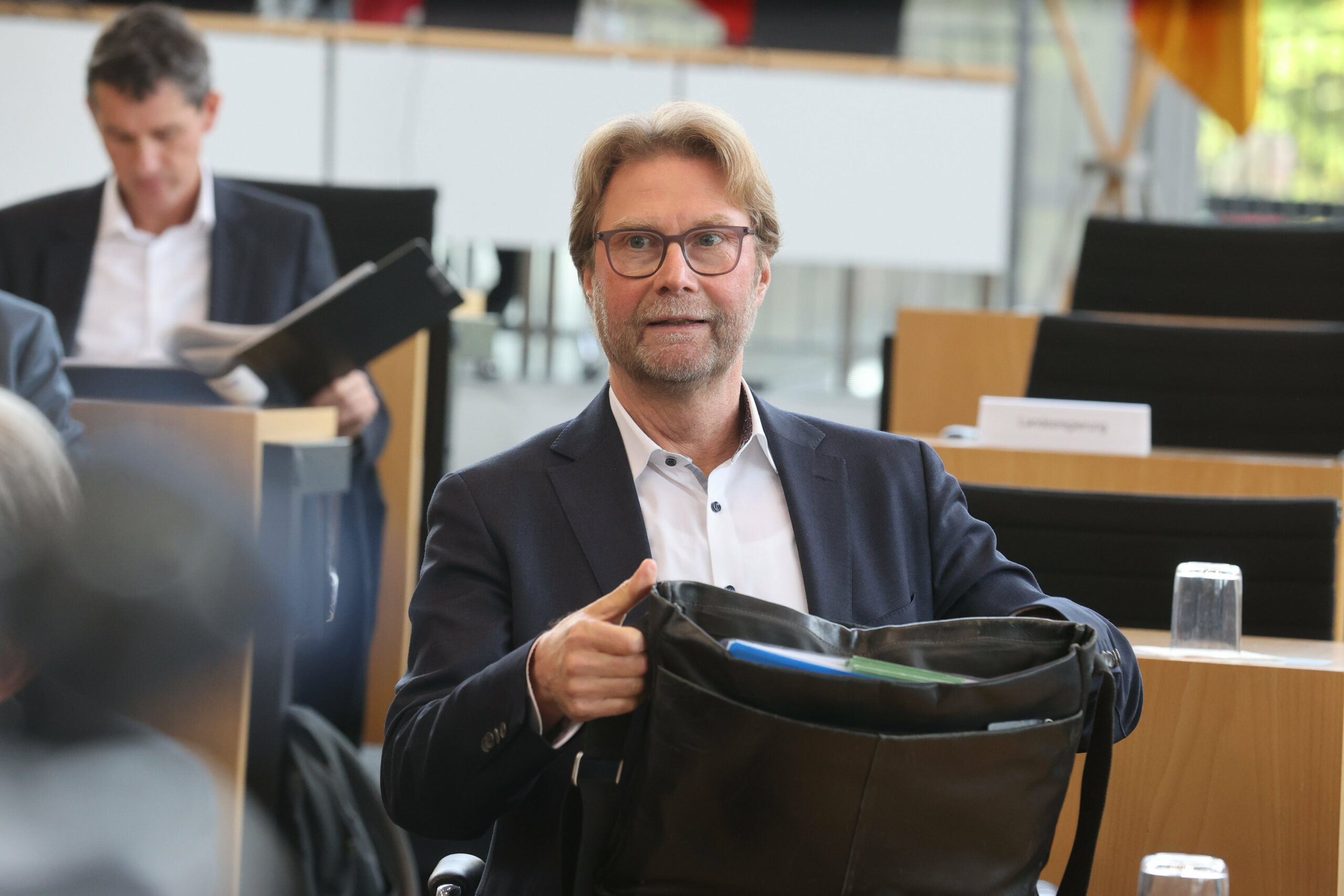 Dirk Adams im Plenarsaal des Thüringer Landtags