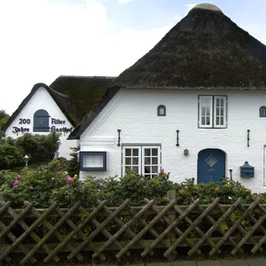 Der „Alte Gasthof“ auf Sylt, erbaut 1650, wurde ohne Genehmigung am 30.12.22 abgerissen.
