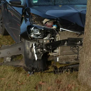 Schwerer Unfall bei Pattensen – fünf Menschen vom Rettungsdienst versorgt