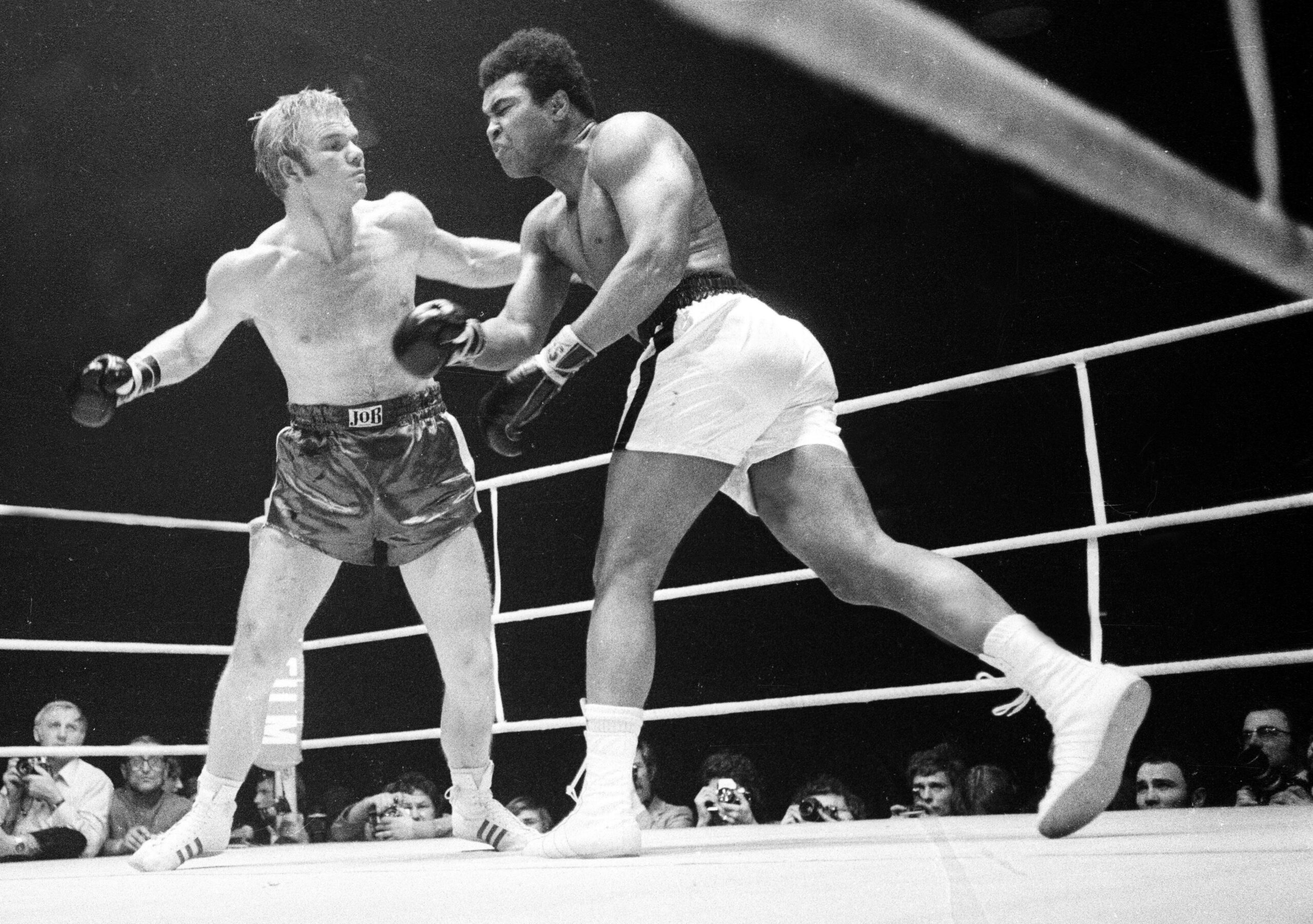 Jürgen Blin boxt gegen Muhammad Ali