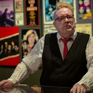John Lydon, Ex-Frontmann der Sex Pistols, will für Irland zum ESC. (Archivbild)