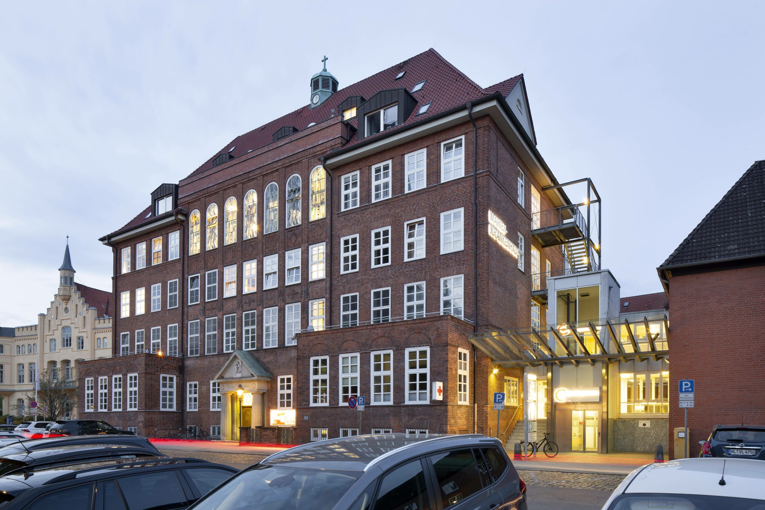 Das Marien-Krankenhaus in Lübeck. Zur Mitte des Jahres soll es seinen Standort voraussichtlich verlassen (Archivbild 2019).