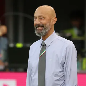 Gianluca Vialli neben Roberto Mancini bei der UEFA Nations League