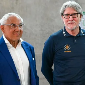 Toni Schumacher bei einem Legenden-Abend im Sommer 2022 gemeinsam mit Felix Magath