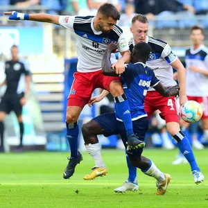 Mario Vuskovic und Sebastian Schonlau im Spiel gegen Darmstadt