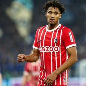 Kevin Schade im Spiel gegen FC Schalke 04