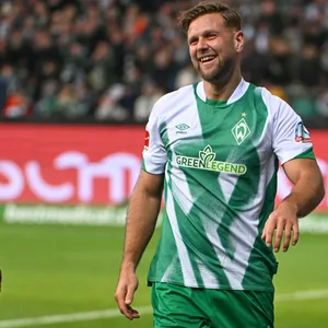 Werder Bremens Niklas Füllkrug mit bester Laune