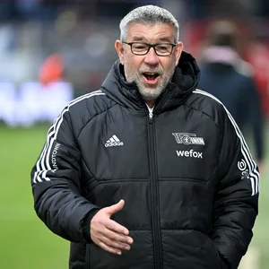 Urs Fischer lächelt nach dem Sieg