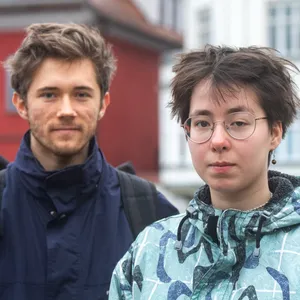 Portraitfoto der beiden Klimaaktivisten Henning Jeschke und Lina Eichler