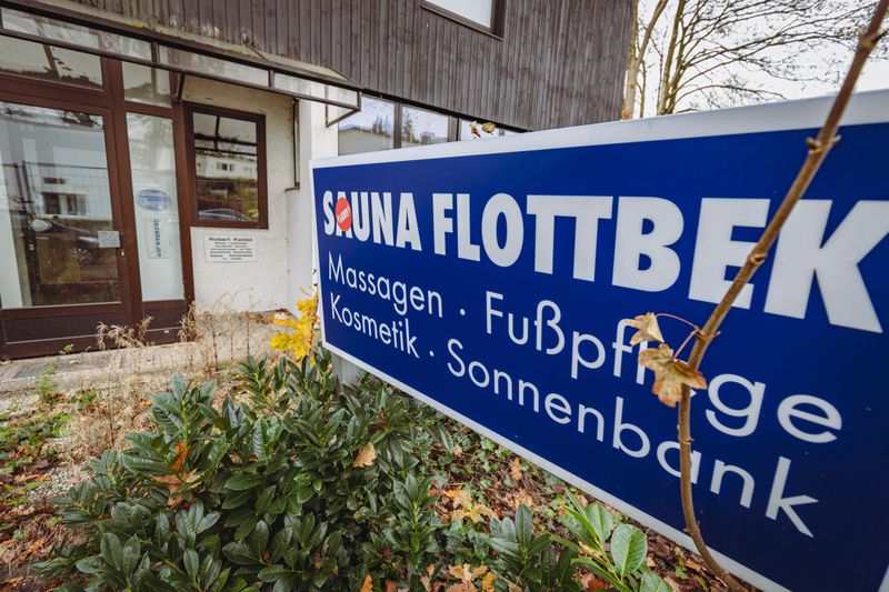 Fast 40 Jahre befand sich in dem „Lost Place“ die „Sauna Flottbek“.