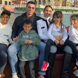 Cristiano Ronaldo mit seiner Familie in Riad