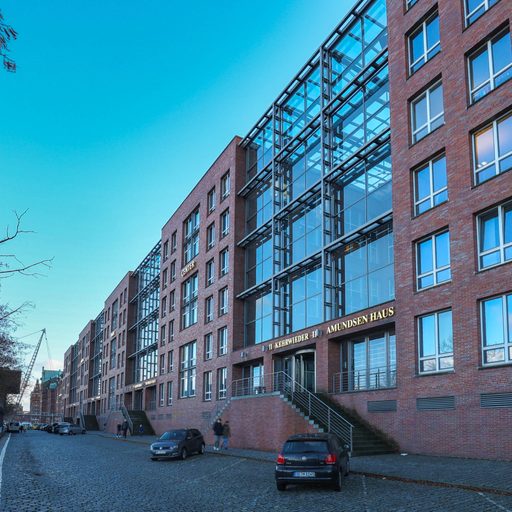 Außenansicht des neuen Standort der US-amerikanischen Vertretung in der hamburger HafenCity