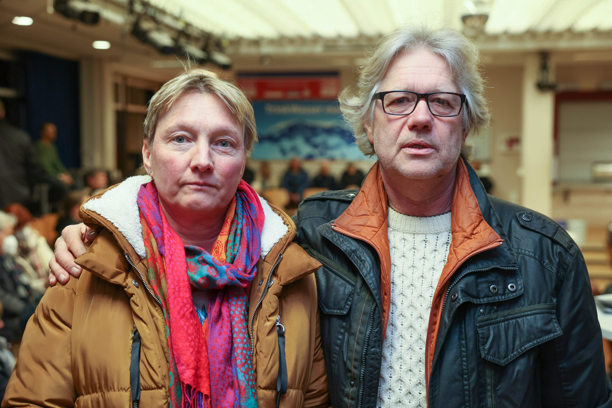 Angela Zill (57) und Thomas Arnold (62) wohnen seit 2011 in der Siedlung Hamburg-Bau.
