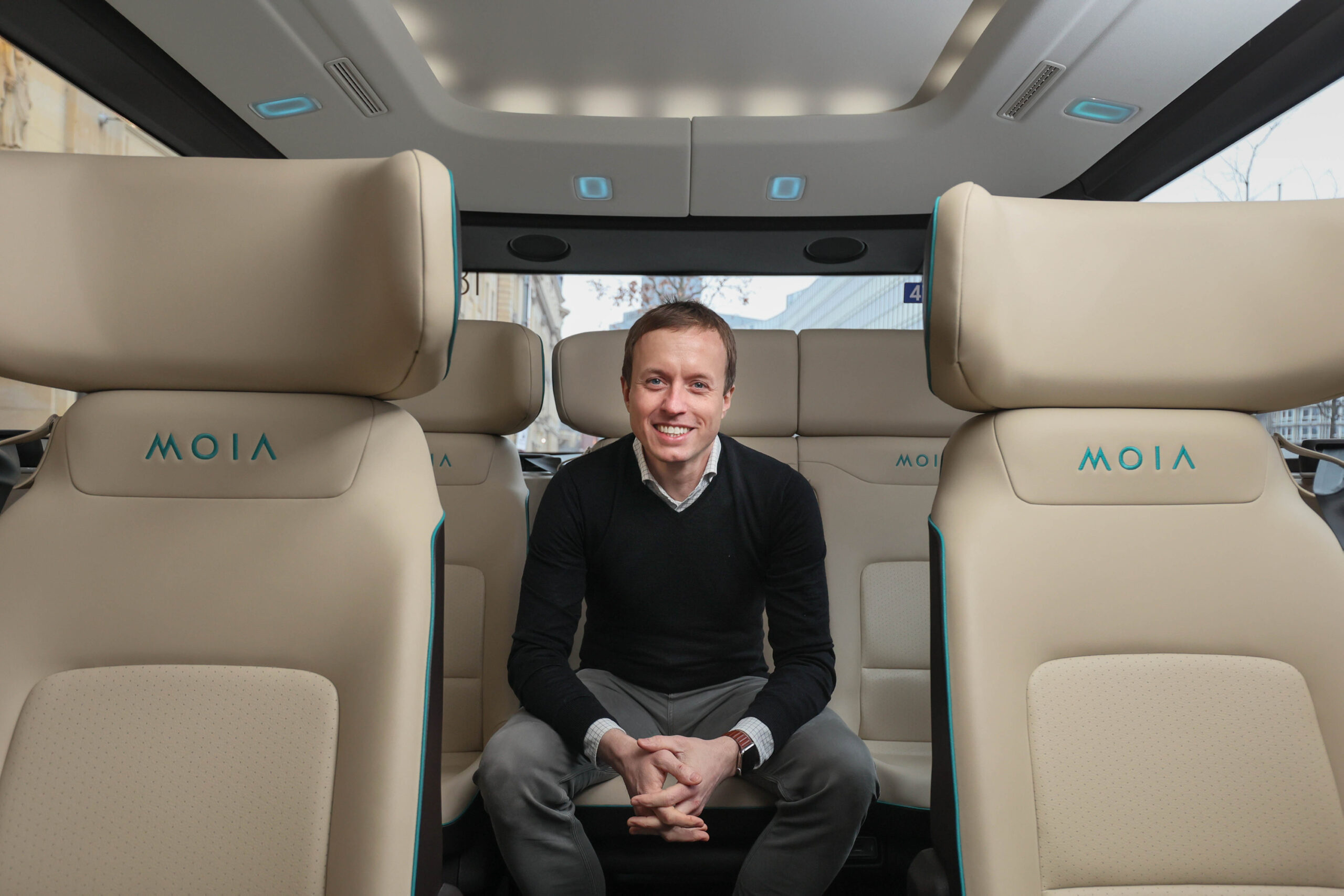 Moia-Chef Sascha Meyer ist optimistisch, dass 2025 die ersten autonomen Fahrzeuge durch Hamburg rollen.