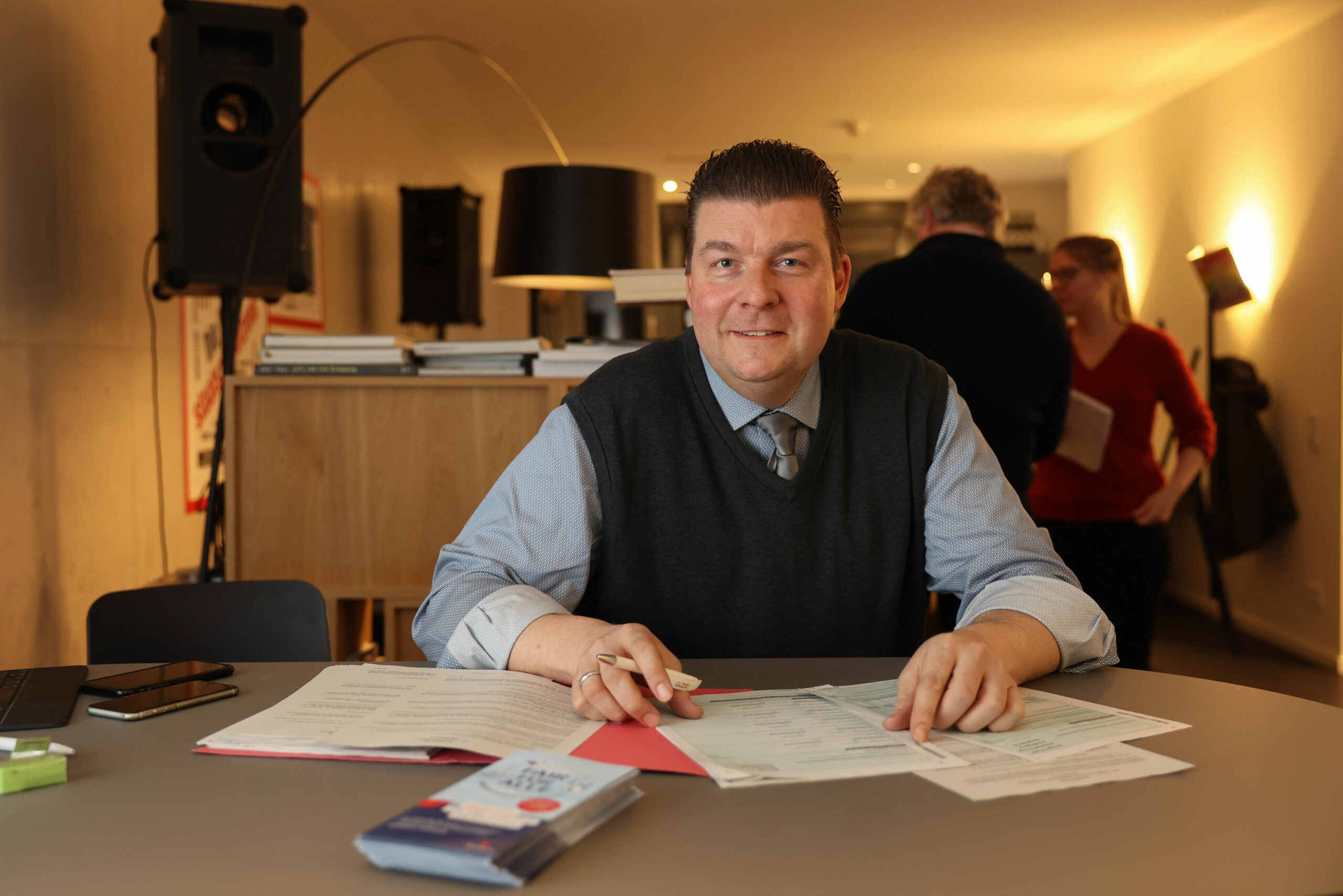 Finanzsenator Andreas Dressel (SPD) war bei der MOPO, um Lesern Fragen zur Grundsteuererklärung zu beantworten.