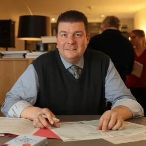 Finanzsenator Andreas Dressel (SPD) war bei der MOPO, um Lesern Fragen zur Grundsteuererklärung zu beantworten.