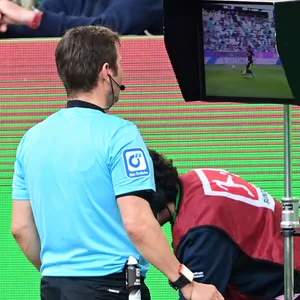 VAR