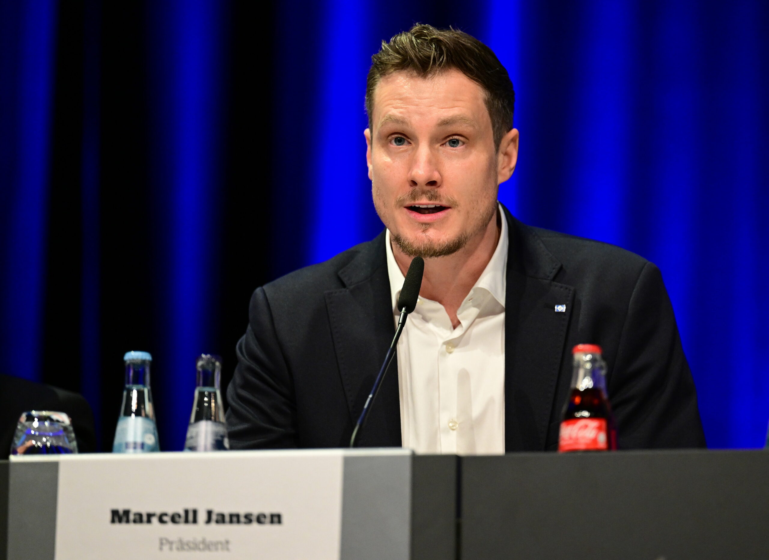 Erst am 21. Januar wehrte sich Marcell Jansen erfolgreich gegen eine Abwahl durch die HSV-Mitglieder.