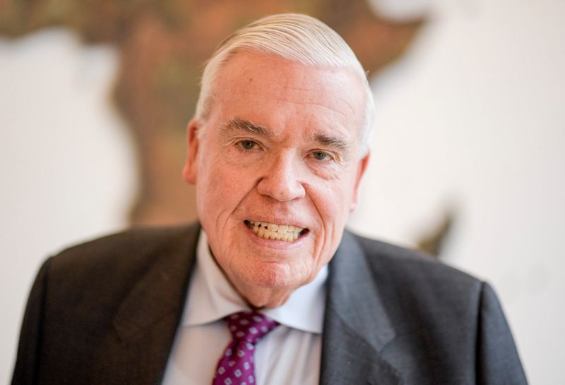 Er kann sich freuen: Der Milliardär Klaus-Michael Kühne streicht eine Milliarden-Dividende ein.