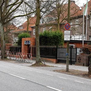Die Bebelallee in Winterhude