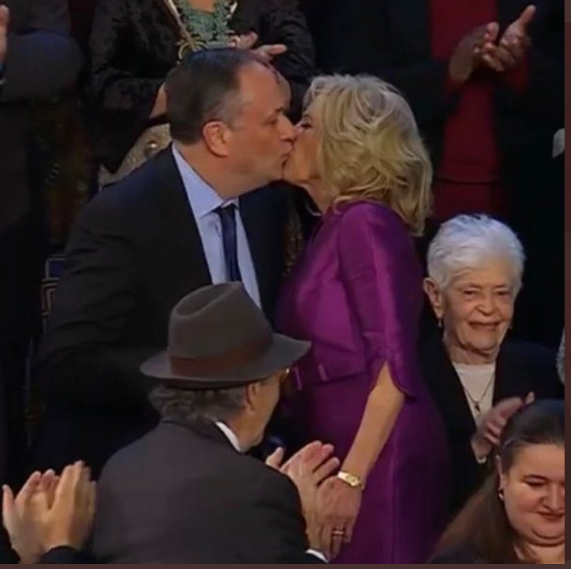 Jill biden Kuss Joe Biden Harris Emhoff