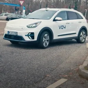 Ein Auto des Telefahr-Services von „Vay“ in Nettelnburg