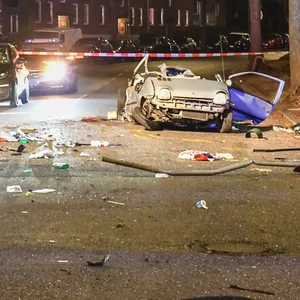 Ermittler am Unfallort in Dulsberg