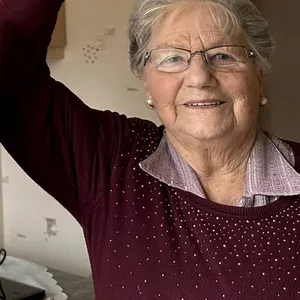 Waltraud Breuss mit Enkel Felix