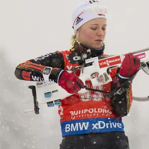 Miriam Neureuther beim Biathlon Welt Cup 10 KM Verfolger der Frauen in Ruhpolding
