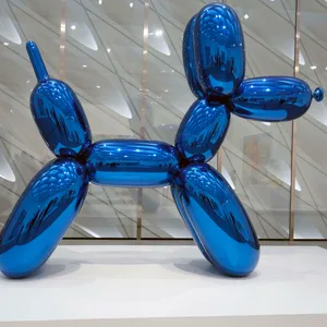 Ein „Balloon Dog“ des US-Künstlers Jeff Koons