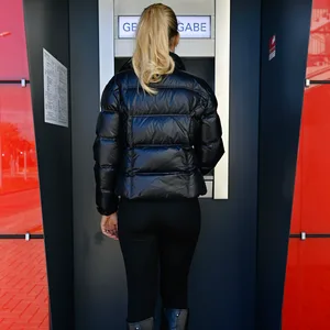 Eine Betrügerin aus Delmenhorst wurde vorläufig festgenommen, nachdem sie große Mengen an Bargeld abhob (Symbolfoto).
