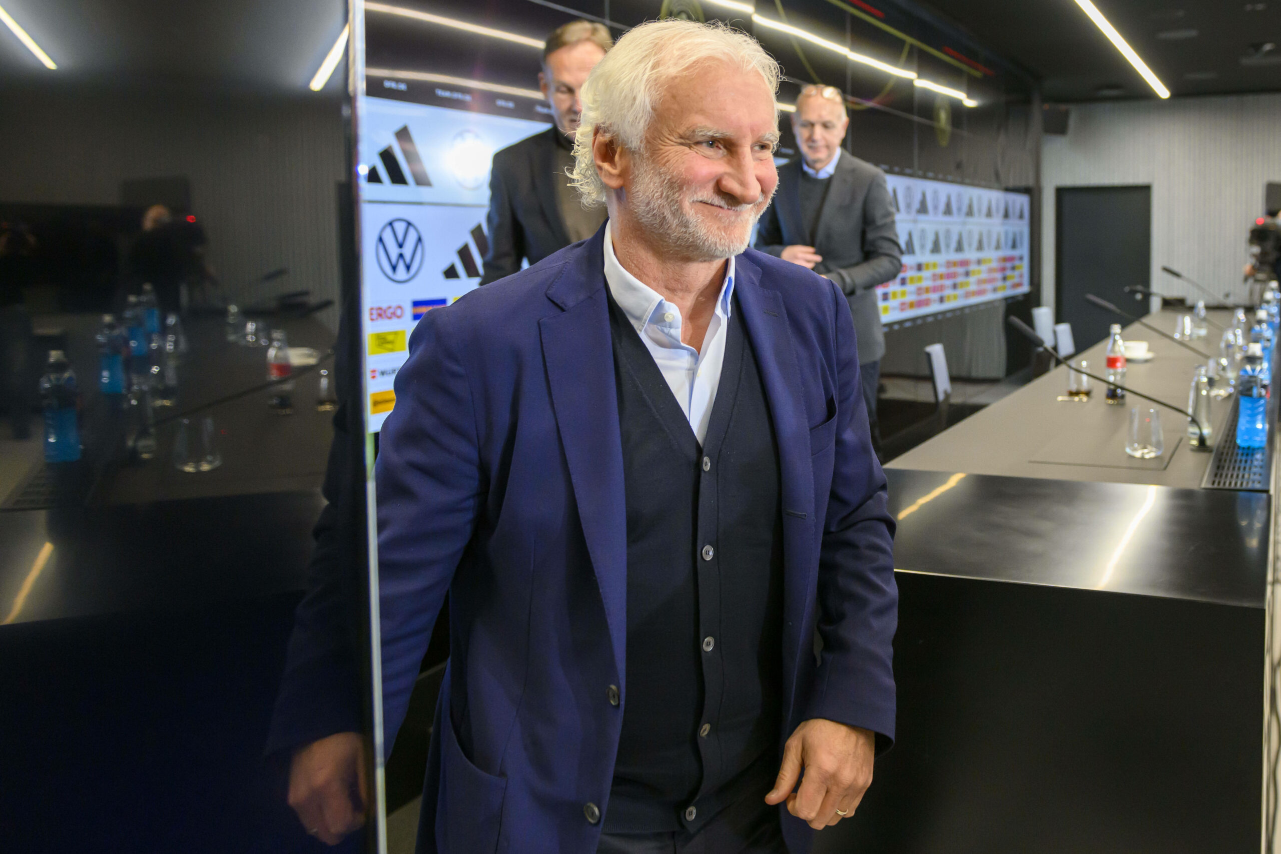 Rudi Völler ist seit knapp zwei Wochen neuer Direktor beim DFB.