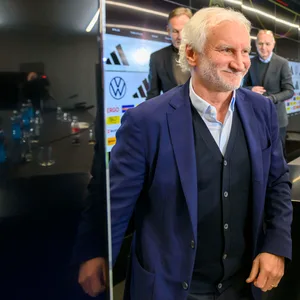 Rudi Völler ist seit knapp zwei Wochen neuer Direktor beim DFB.