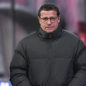Max Eberl am Rande des Spiels von RB Leipzig beim 1. FC Köln