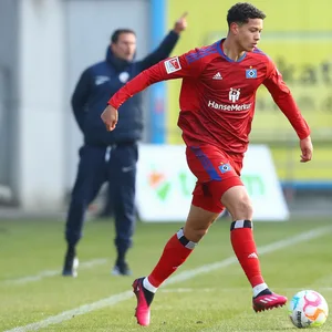 András Németh sammelte in Rostock weitere Zweitliga-Minuten.