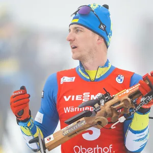 Ukrainischer Biathlon-Star Dmytro Pidruchnyi beim Schießen