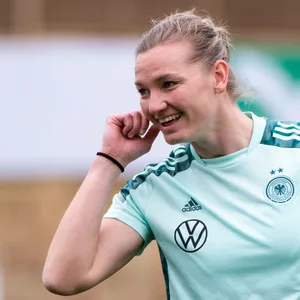 Alexandra Popp im Trainingslager in Marbella