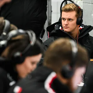 Mick Schumacher ist in der bald startenden Formel 1-Saison nur Ersatzfahrer bei Mercedes.
