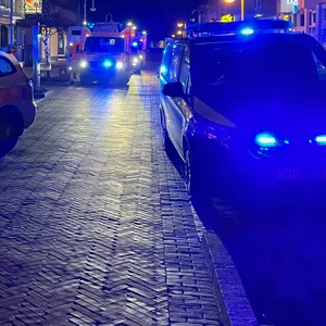 Messerstecherei vor In-Kneipe in westerland – mehrere Streifenwagen ud Notarzt im Einsatz