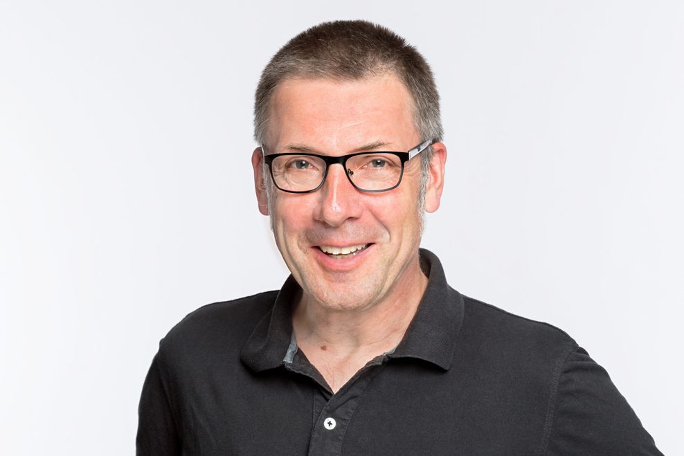 Professor Niko Paech ist Experte für nachhaltige Konsumforschung