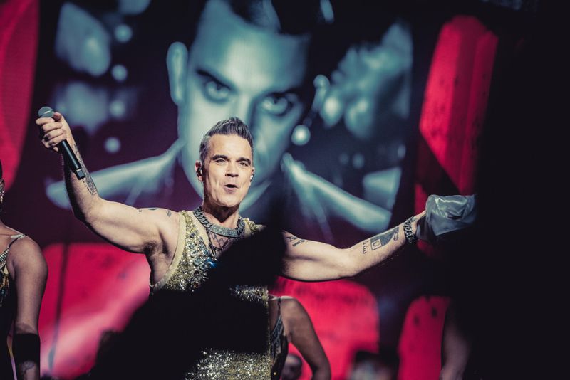 Fit, charmant und bestens gelaunt: Robbie Williams in der Hamburger Barclays-Arena.
