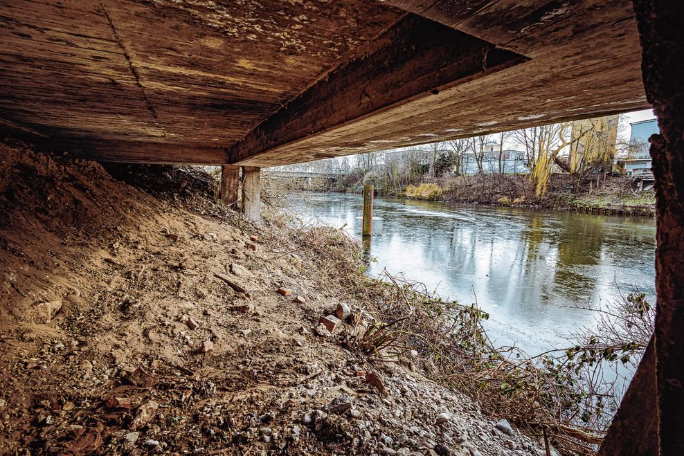 Diesen Blick auf den Billbrookkanal und eine Müllverbrennungsanlage hatte der Obdachlose.