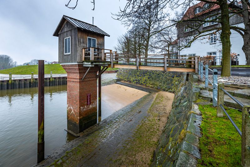 Das „Zollenspieker Pegelhäuschen“ in Kirchwerder ist das wohl kleinste Restaurant der Welt.