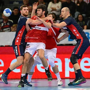 Handball zum „Anfassen“ wie zwischen dem HSV Hamburg und Flensburg soll es bald wieder ohne Bezahlschranke geben.