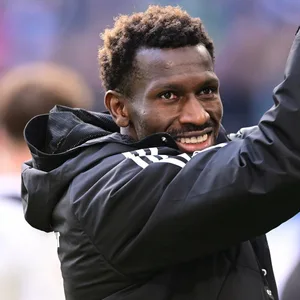 Bakery Jatta bedankt sich bei den HSV-Fans für die Unterstützung