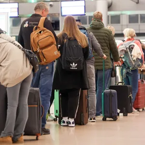 Zum dritten Mal in diesem Jahr wird der Hamburger Flughafen bestreikt.