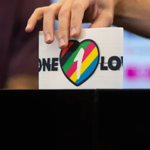 Die One-Love Binde