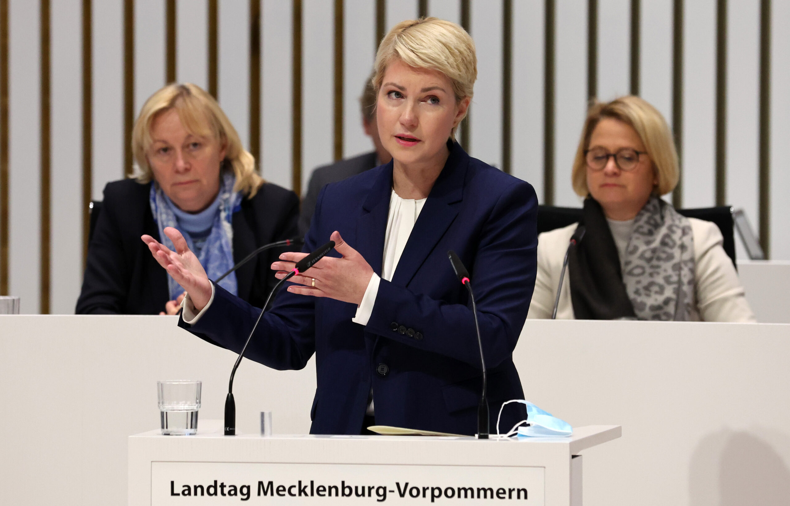 Manuela Schwesig (SPD), Ministerpräsidentin von Mecklenburg-Vorpommern, spricht im Landtag.