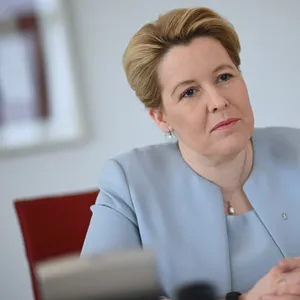 Franziska Giffey (SPD) will als regierende Bürgermeisterin Berlins abtreten, um Senatorin zu werden.